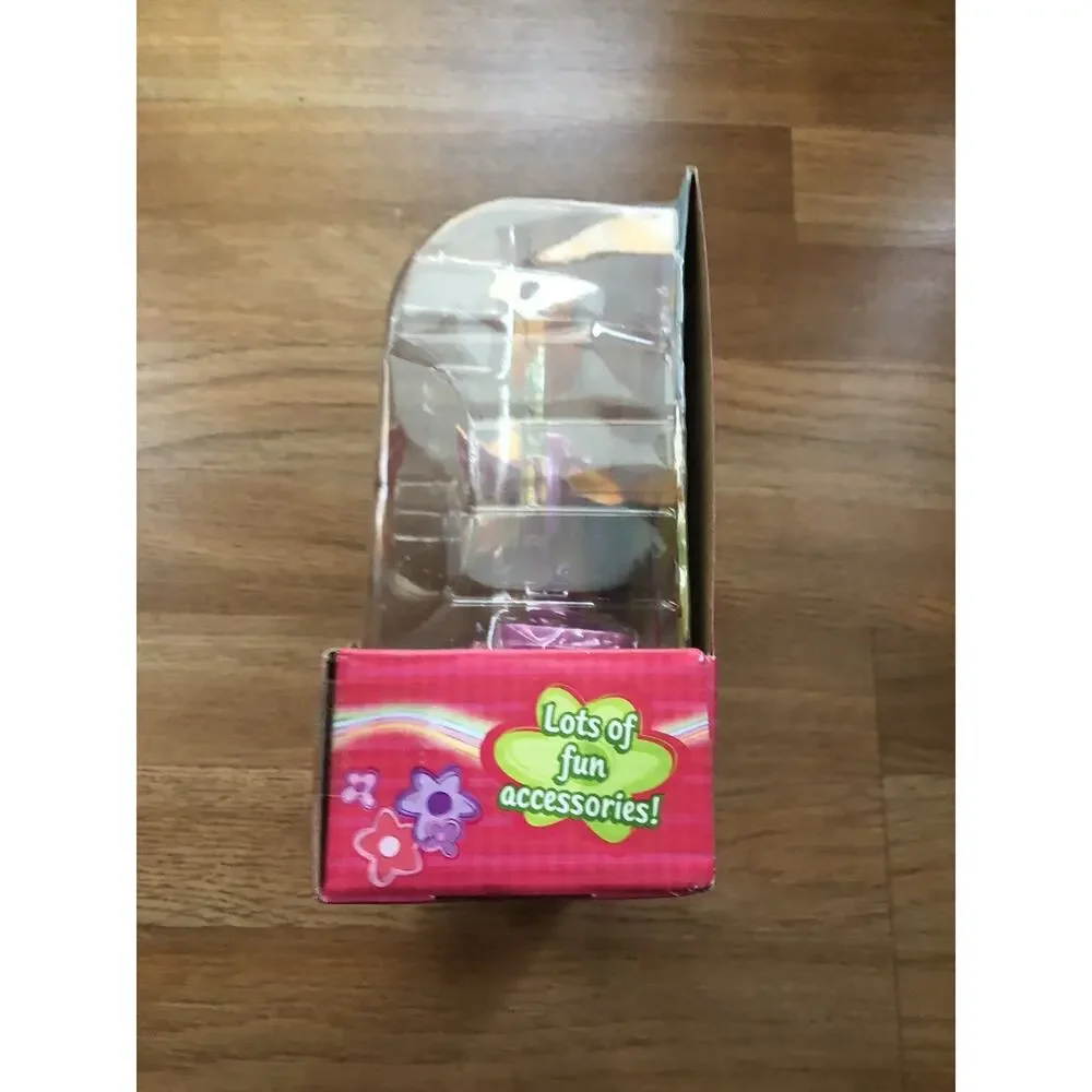 NIB My Little Pony Picnic Fun With Sew-and-So Playset Hasbro 2005 RARE!!!!
